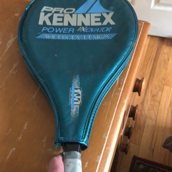 Pro Kennex Tennis Racket - Picture 3 of 4